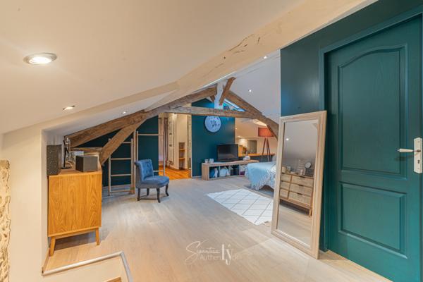 Maison 6 pièces - 160 m² Exclusivité efficity