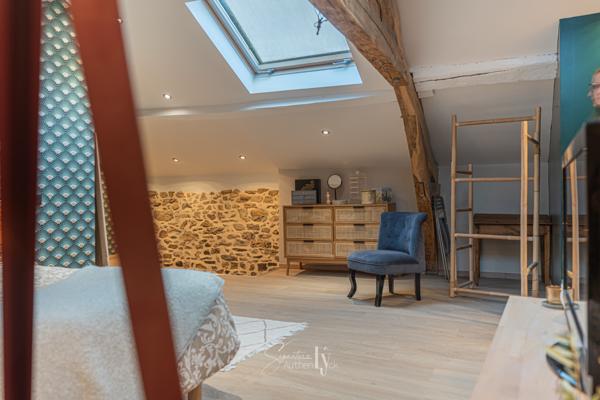 Maison 6 pièces - 160 m² Exclusivité efficity