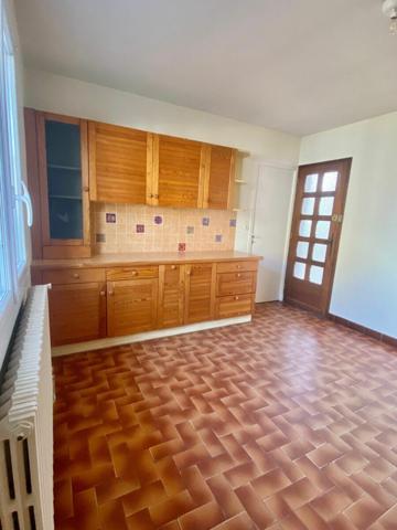 Maison à louer    5 pièces • 97 m2 Aire-sur-l'Adour