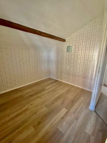 Maison à louer    5 pièces • 97 m2 Aire-sur-l'Adour