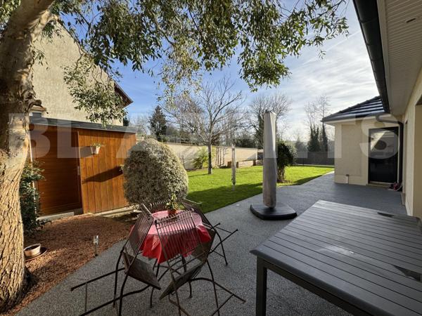 Plain pied Construction 2012 DPE B Terrain 528 m² domotique 