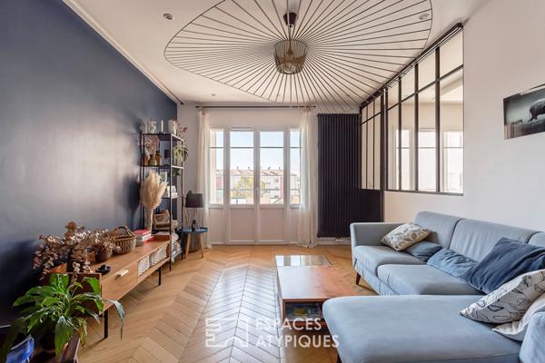 Appartement rénové par architecte avec balcon et vue dégagée