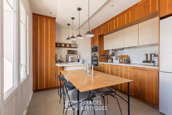 Appartement rénové par architecte avec balcon et vue dégagée