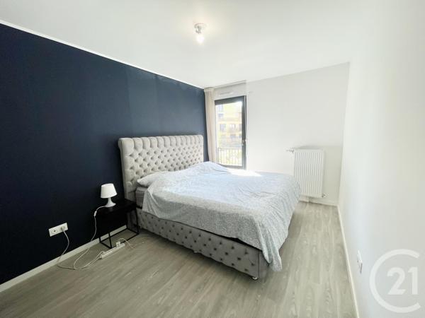 Appartement F4 à vendre  4 pièces - 85,01 m2 STAINS - 93
