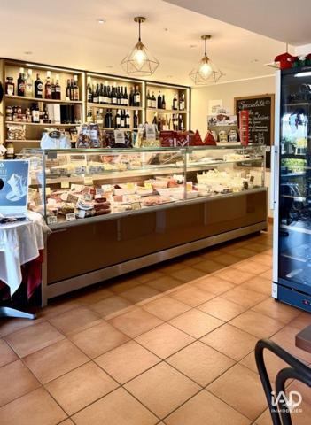 Local d’activité à vendre 127 m² Fréjus