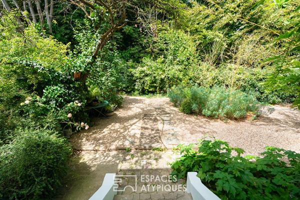 Maison avec véranda et parc arboré sur l’île Fanac