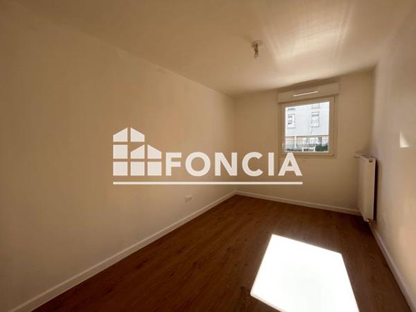 Location Appartement 3 pièces 64.13 m² - 51 RUE DE GEORGES CHARPAK Bezannes 51430