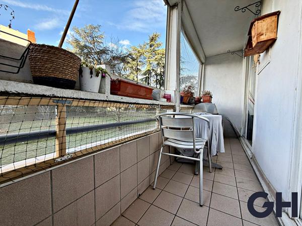 Les Essarts - Métro D - Appartement Bron 75.22 m2