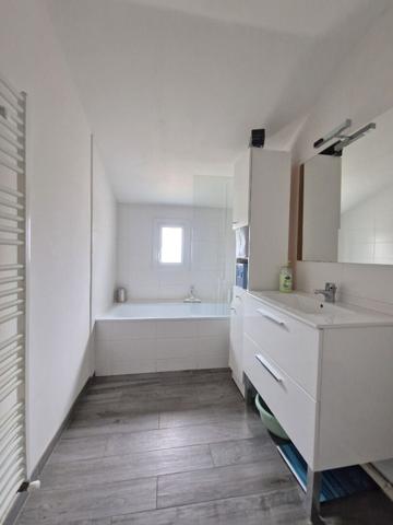 Maison Saint Sebastien Sur Loire 4 pièce(s) 82 m2