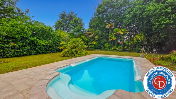 Gujan-Mestras (33470) Villa avec 5 chambres dans le quartier de La Hume