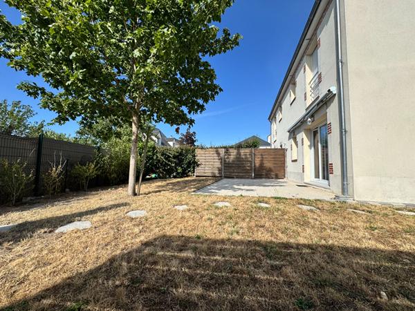 Maison familiale 3 chambres avec jardin et garage à louer à Orléans, secteur Barrière Saint-Marc