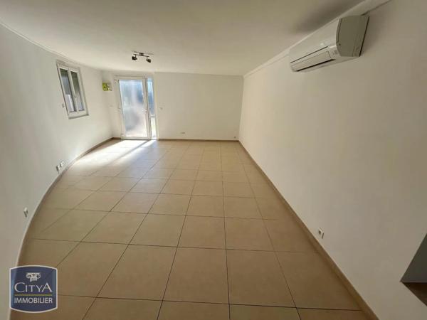 Appartement à louer 3 pièces 59.7m² Sanary-sur-Mer (83110)