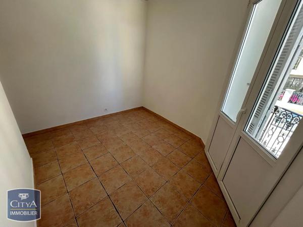 Appartement à louer 3 pièces 59.7m² Sanary-sur-Mer (83110)