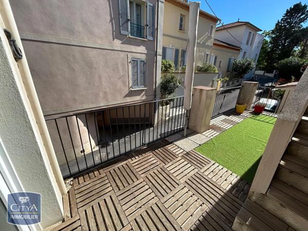 Appartement à louer 3 pièces 59.7m² Sanary-sur-Mer (83110)