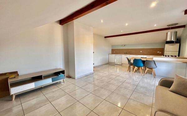 Maison à vendre    9 pièces •  Poisy