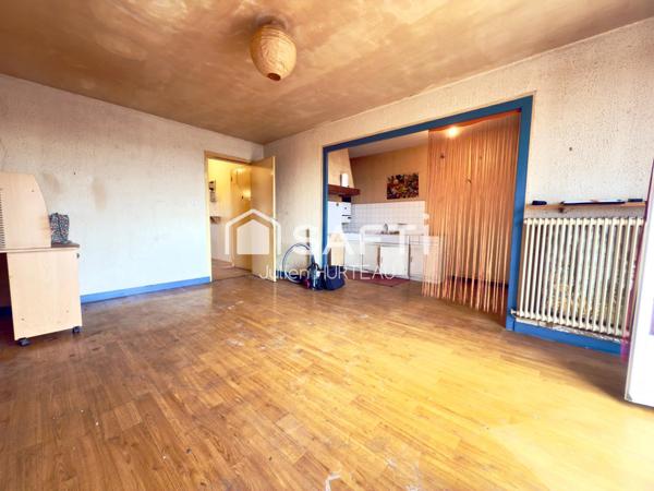 Proche gare et hôpital