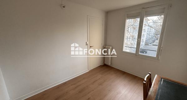 Location Appartement 4 pièces 79.71 m² - Bourg-la-reine 92340