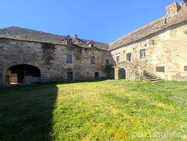 Vente Maison220 m² - 7 Pièces - COLOMBIES (12240)