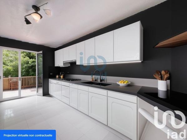 Maison traditionnelle 5 pièces de 107 m² à Nailloux (31560)