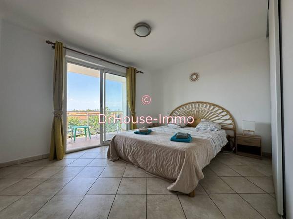 Appartement à louer 4 pièces de 92 m²