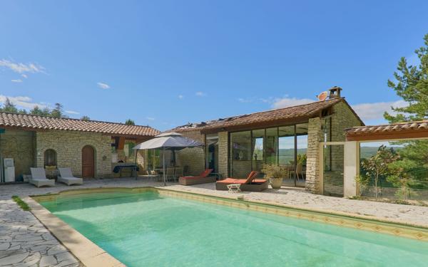 Maison à vendre    6 pièces •  Saint-Michel-l'Observatoire