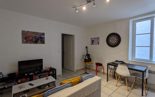 Appartement à vendre    2 pièces • 32 m2 Bayonne