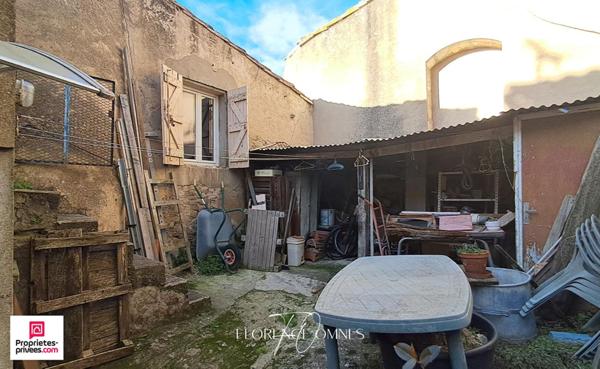 Maison de ville  à rénover - 3 chambres - Cour intérieure  Conques-sur-Orbiel 89m2