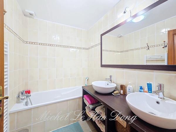 Maison à vendre 4 pièces AIGUES MORTES (30)