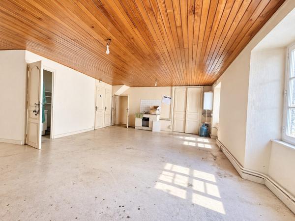 Immeuble à vendre, 140 m² - Pontivy 56300