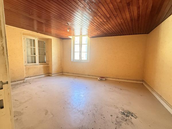 Immeuble à vendre, 140 m² - Pontivy 56300