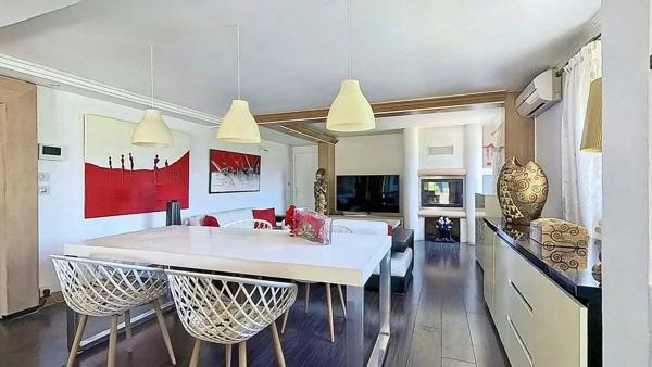 A VENDRE LA GAUDE - MAISON INDIVIDUELLE 202 m² - TERRAIN 4000M2 - PISCINE - VUE DÉGAGÉE - STATIONNEMENTS