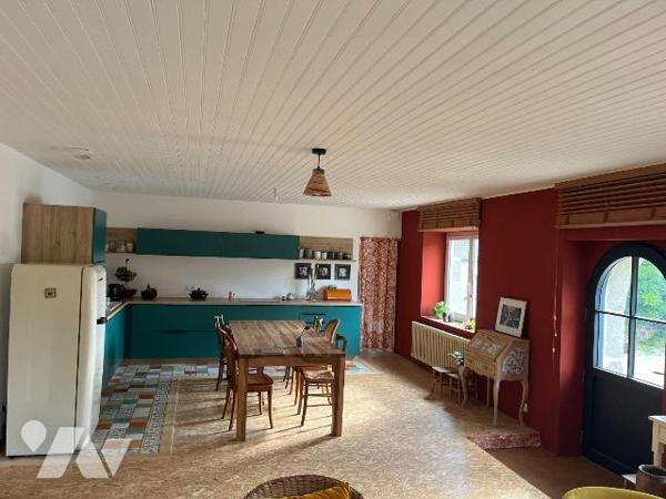 Maison à Vendre à Plouguiel (22220) en Côtes-d'Armor (22)

Cette maison est située à Plouguie...