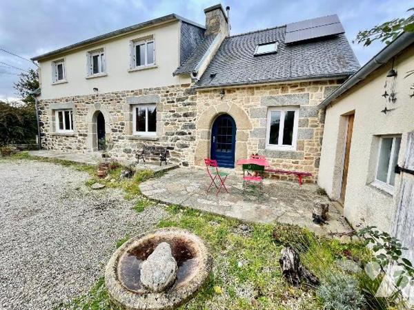 Maison à Vendre à Plouguiel (22220) en Côtes-d'Armor (22)

Cette maison est située à Plouguie...