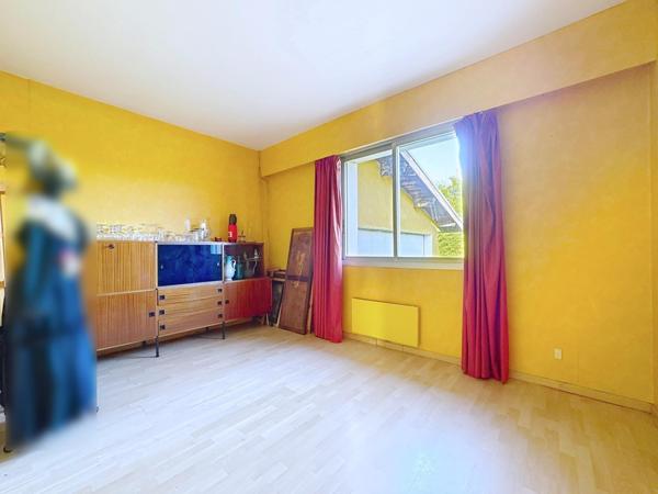 Rare : Villa de plain-pied à Coublevie, terrain plat, sans vis-à-vis