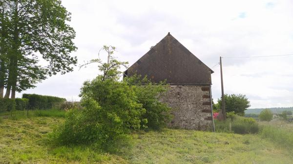 Maison à vendre à Saint-Quentin-les-Chardonnets dans l'Orne (61800), ref : V44-ST-QUENTIN