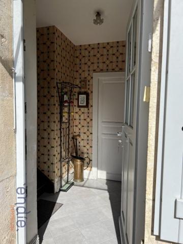 Maison duplex  fort potentiel – village touristique