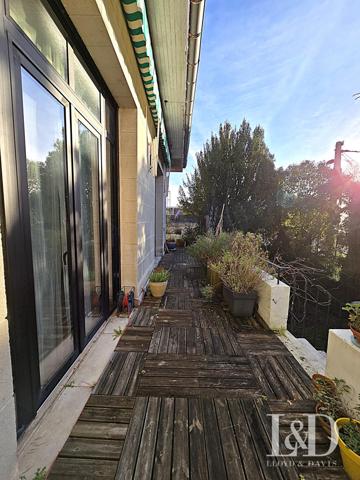 Barrière Saint Augustin grande maison en pierre avec jardin, garage et stationnement