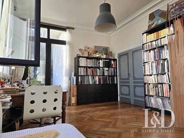 Barrière Saint Augustin grande maison en pierre avec jardin, garage et stationnement