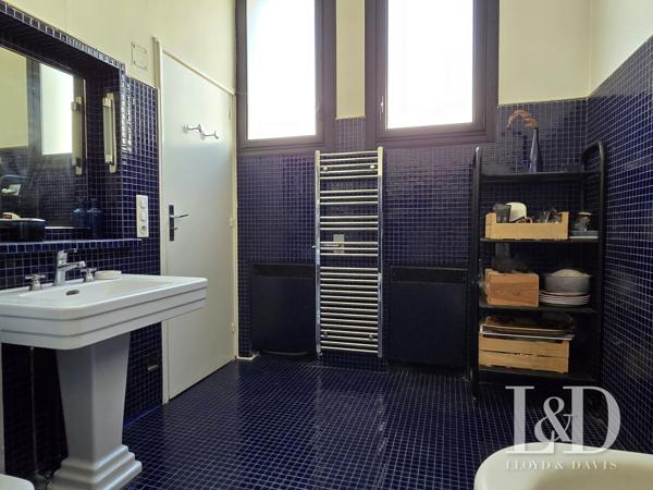 Barrière Saint Augustin grande maison en pierre avec jardin, garage et stationnement