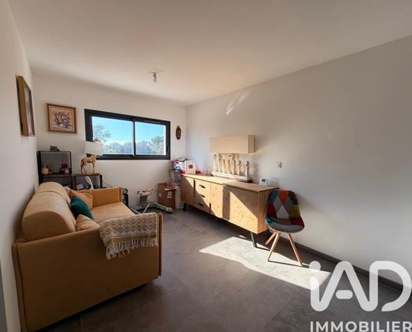 Maison à vendre 5 pièces 230 m² Nîmes