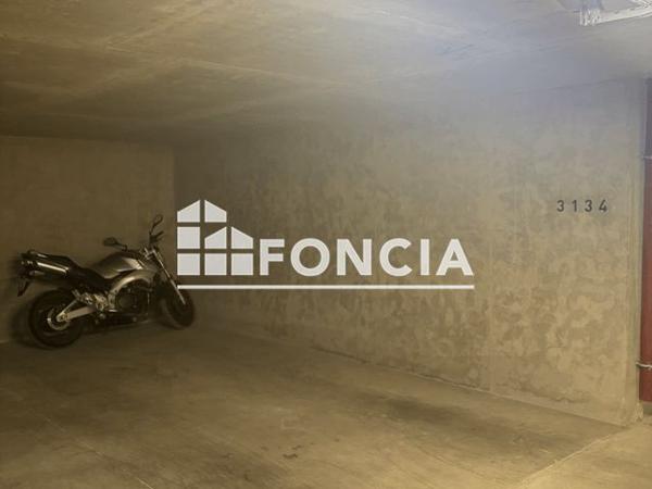 Location Parking - AV VERCINGETORIX Clermont-ferrand 63000