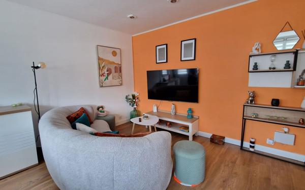 Appartement à vendre    2 pièces • 33 m2 Fleury-les-Aubrais