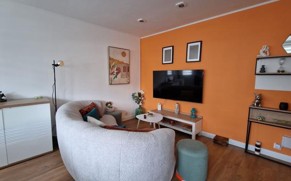 Appartement à vendre    2 pièces • 33 m2 Fleury-les-Aubrais