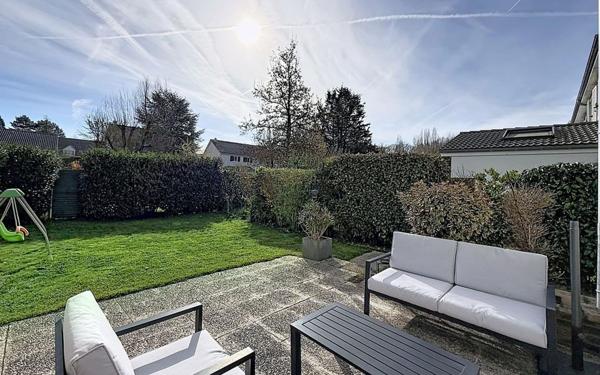Maison à vendre    5 pièces • 90 m2 Voisins-le-Bretonneux