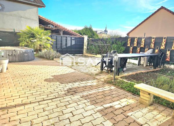 Maison situé à Delle proche de la Suisse.