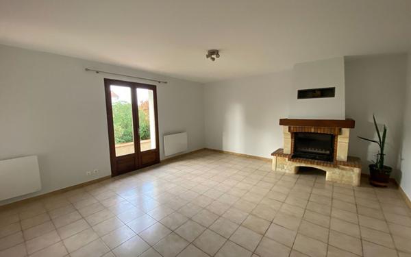 Maison à louer    4 pièces •  Caussade