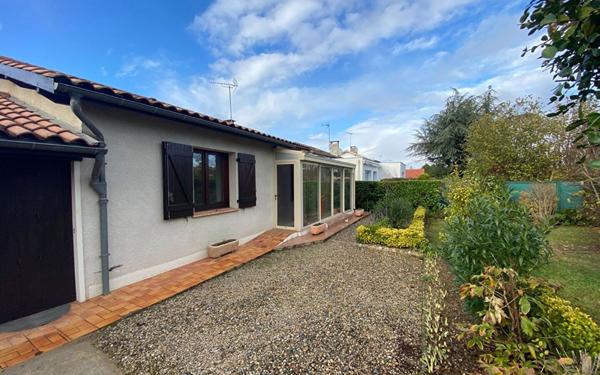 Maison à louer    4 pièces •  Caussade