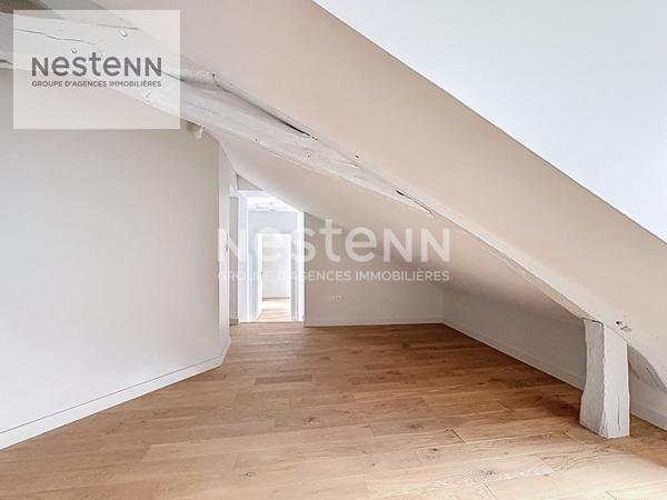 ORLEANS PROCHE LOIRE - DERNIER ETAGE T4 90m2 - DPE C - COUP DE COEUR