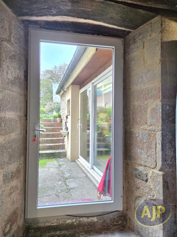 Vente maison Josselin : 254 640 € - AJP Immobilier Plumelec