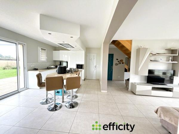 Maison 6 pièces - 135 m² Exclusivité efficity